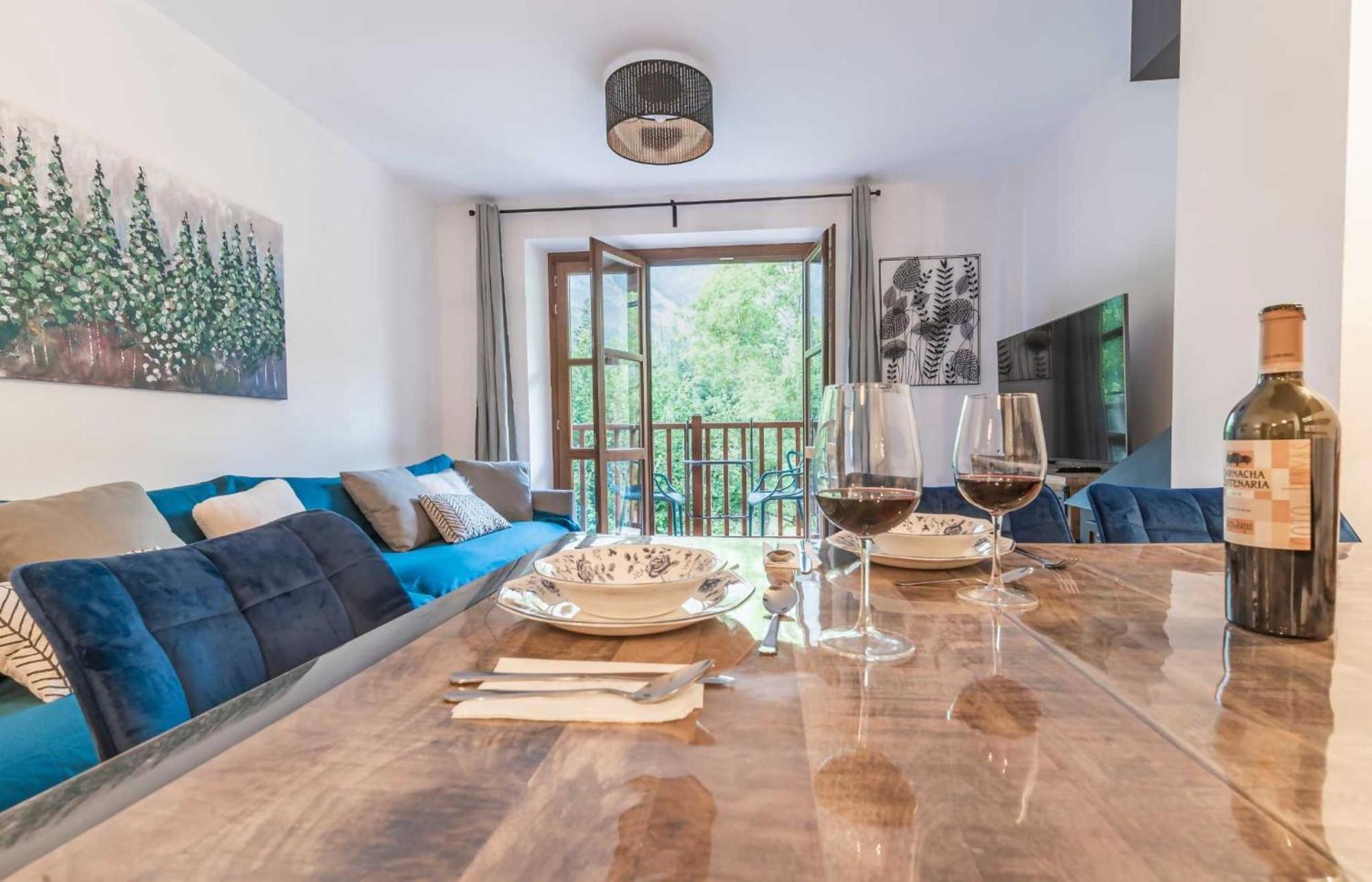 Ferienwohnung Loira Casa Sanchines Duplex De Lujo En Benasque Exterior foto