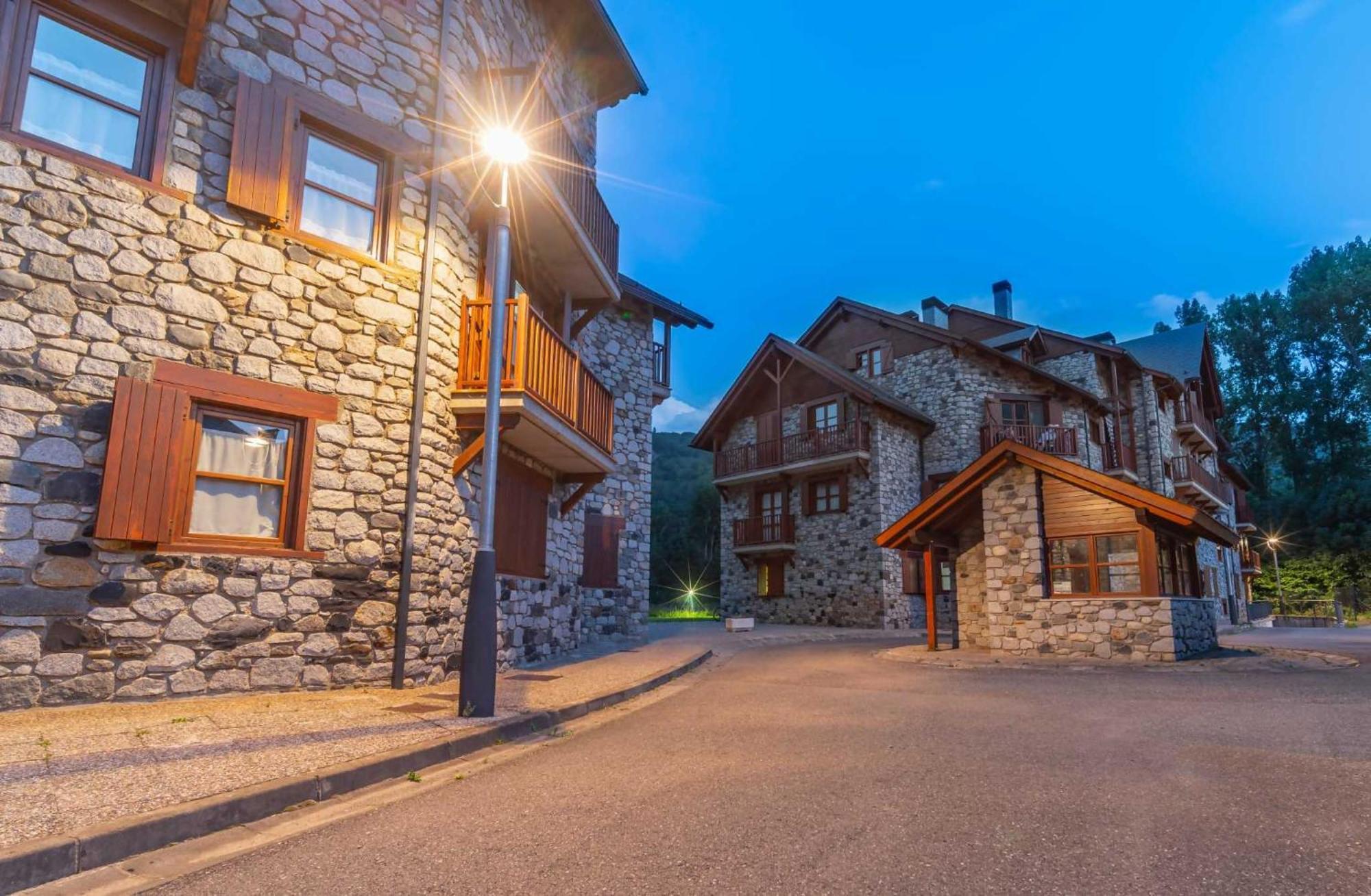 Ferienwohnung Loira Casa Sanchines Duplex De Lujo En Benasque Exterior foto